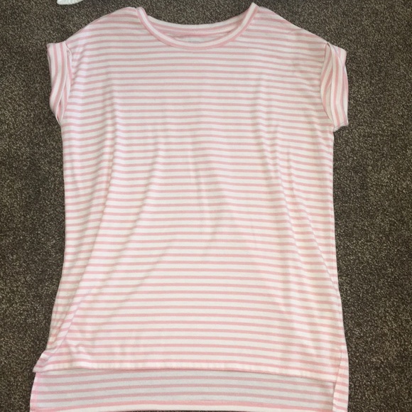 old navy pink and white striped shirt